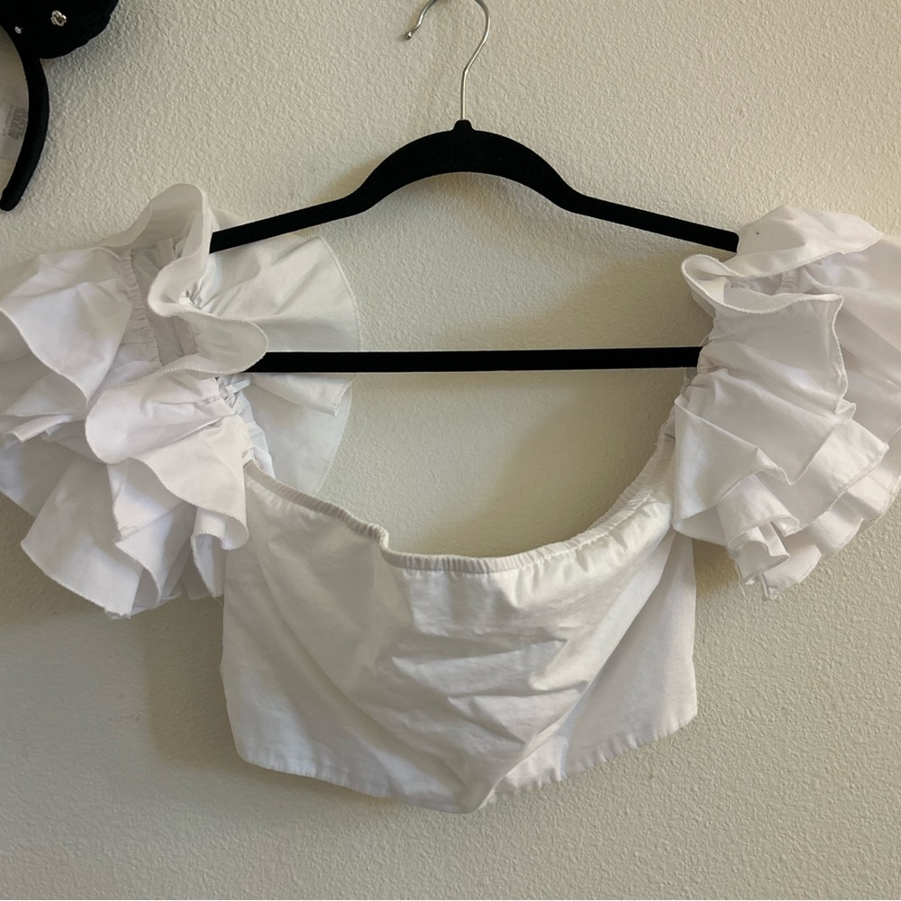 White ruffled crop top